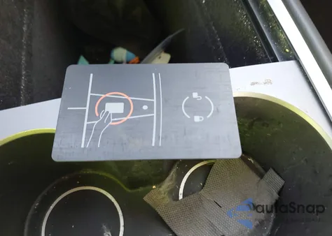 2023 Tesla Model Y Awd/Long Range Dual Motor All-Wheel Drive из США, поврежденный, VIN 7SAYGDEE4PF903647